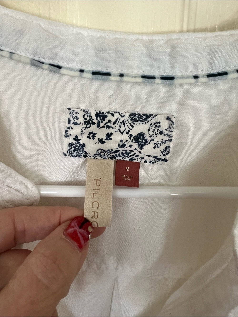 Pilcro Linen Blend White Ruffle Button Front Blouse Top Medium Boho - Picture 3 of 14